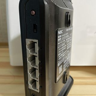 エヌイーシー(NEC)のWi-Fiルーターと中継機(PC周辺機器)