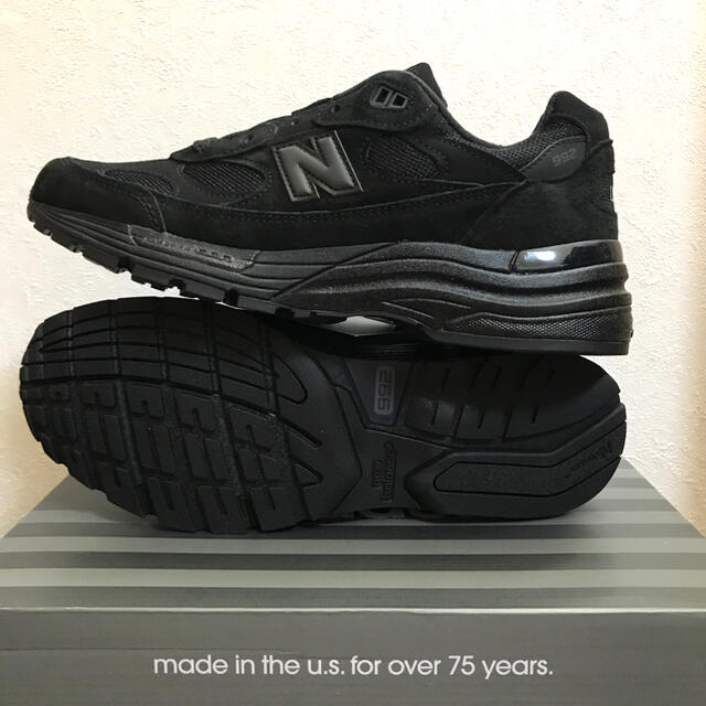 New Balance(ニューバランス)のニューバランス NEW BALANCE M992EA 27.5cm 送料込 メンズの靴/シューズ(スニーカー)の商品写真