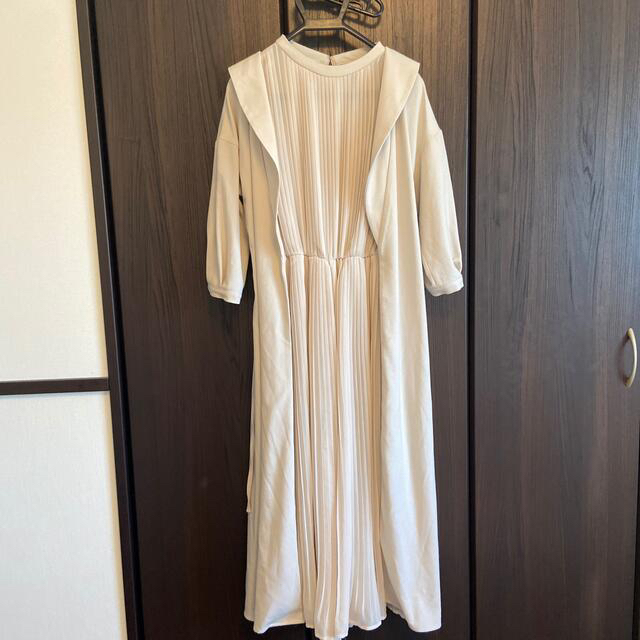 FRONT PLEATS LONG DRESS