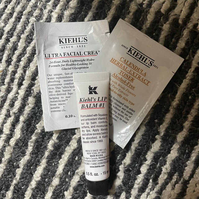 Kiehl's(キールズ)のキールズ3点セット コスメ/美容のキット/セット(サンプル/トライアルキット)の商品写真