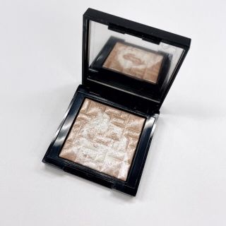 ボビイブラウン(BOBBI BROWN)のBOBBI BROWN ミニハイライティングパウダー　ピンクグロウ(フェイスパウダー)