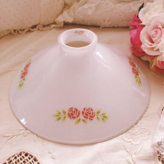 ローラアシュレイ(LAURA ASHLEY)のお値下げ♡マニー♡ステンシルローズガラス傘型シェードミルクガラスイマン(その他)