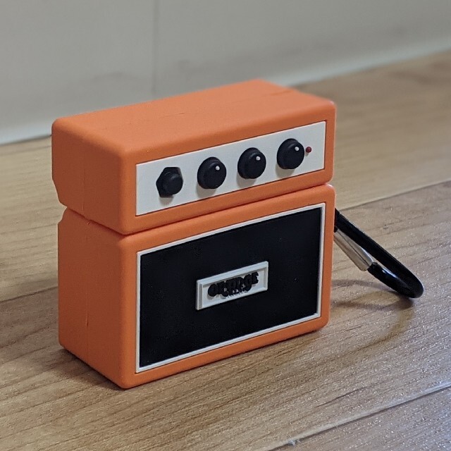 新品未使用品　orange アンプ型 airpods pro ケース スマホ/家電/カメラのオーディオ機器(ヘッドフォン/イヤフォン)の商品写真