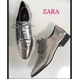 ザラ(ZARA)のZARA☆38☆シルバーシューズ♡カッコイイ♪╰(*´︶`*)╯♡(その他)