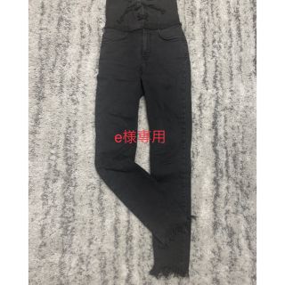 ザラ(ZARA)の激レア　ZARAハイウエストスキニーパンツ(スキニーパンツ)