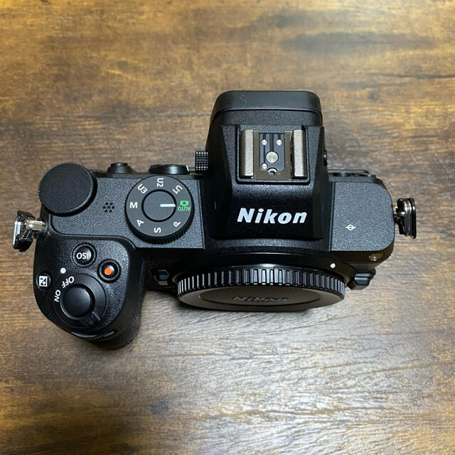 Nikon(ニコン)のNikon Z5 スマホ/家電/カメラのカメラ(ミラーレス一眼)の商品写真