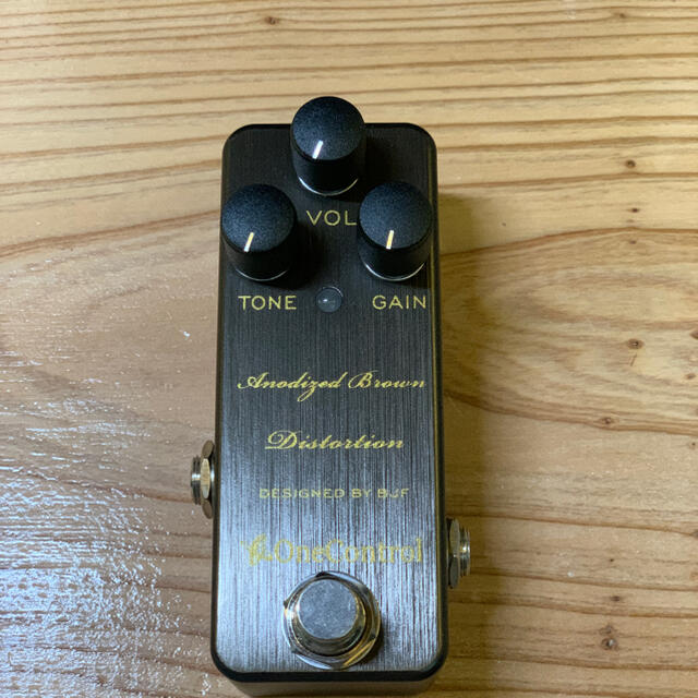 One Control　Anodized Brown Distortion