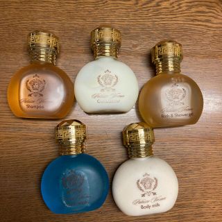 ヴェルサーチ(VERSACE)のヴェルサーチ　アメニティセット(旅行用品)