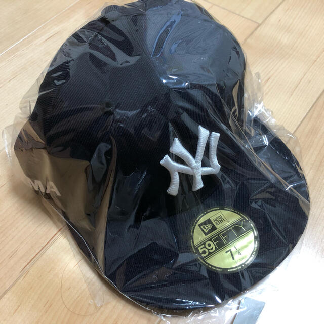 【新品】MOMA NEW ERA YANKEES 7 1/4キャップ