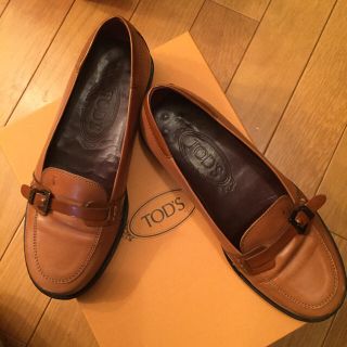 トッズ(TOD'S)のTOD'S 34 1/2 モカシン土日SALE(ローファー/革靴)