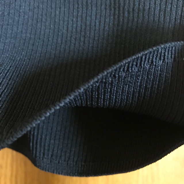 AOKI(アオキ)のアオキ Vネック半袖ニット 黒 S レディースのトップス(ニット/セーター)の商品写真