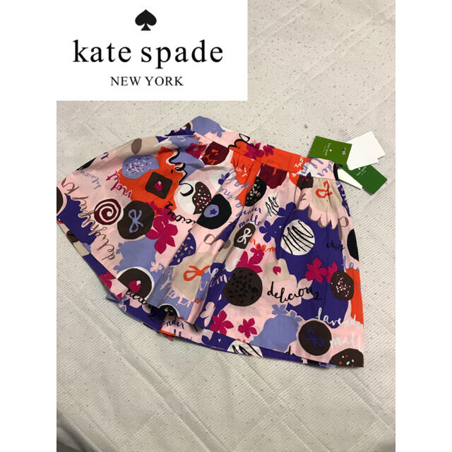 kate spade new york(ケイトスペードニューヨーク)の[大幅セール中] 新品未開封　Kate spade スカート　キッズ  キッズ/ベビー/マタニティのキッズ服女の子用(90cm~)(スカート)の商品写真