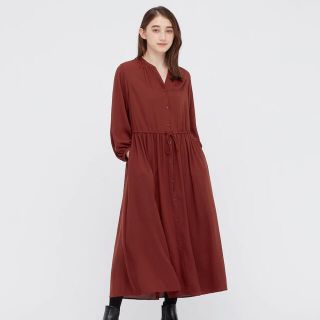 ユニクロ(UNIQLO)のユニクロ　ドローストリングワンピース　7分丈(ロングワンピース/マキシワンピース)