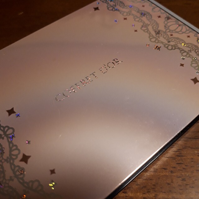 COFFRET D'OR(コフレドール)のCOFFRET DOR  コスメ/美容のベースメイク/化粧品(アイシャドウ)の商品写真