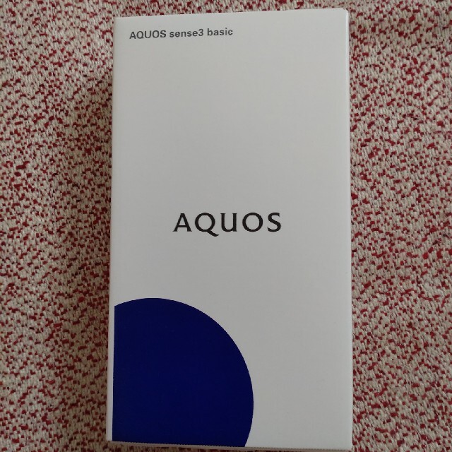 AQUEOS sense3 basic ブラック　新品のサムネイル