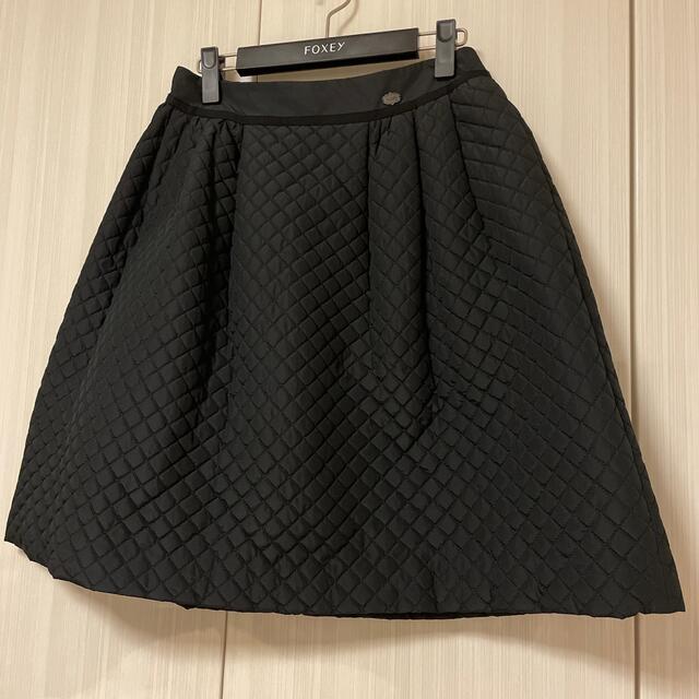 FOXEY(フォクシー)のFOXEY キルティングスカート 🍁 レディースのスカート(ひざ丈スカート)の商品写真