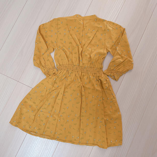 Branshes(ブランシェス)の秋服　花柄ワンピース　 キッズ/ベビー/マタニティのキッズ服女の子用(90cm~)(ワンピース)の商品写真