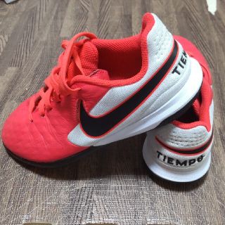 ナイキ(NIKE)のサッカーシューズ 室内用 フットサルシューズ22.5cm(シューズ)