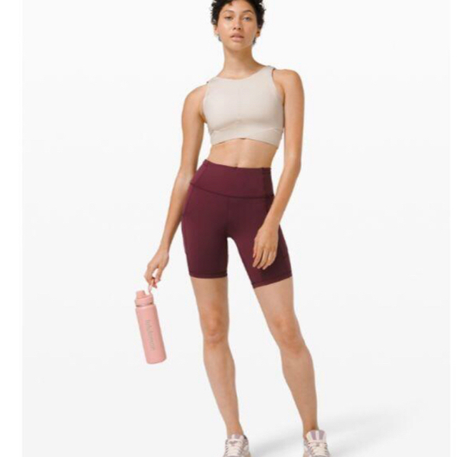 lululemon(ルルレモン)の【値下げしました】ルルレモン⭐︎タンク※超美品 スポーツ/アウトドアのトレーニング/エクササイズ(ヨガ)の商品写真