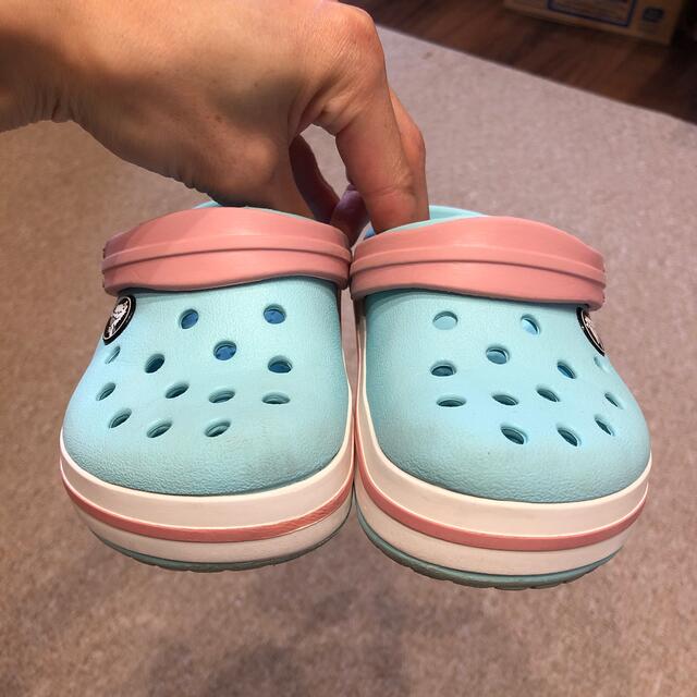 crocs(クロックス)のぶう様専用　クロックス　クロックバンド　アイスブルー c8 15.5cm キッズ/ベビー/マタニティのキッズ靴/シューズ(15cm~)(サンダル)の商品写真