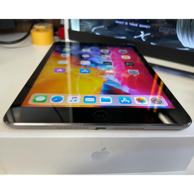 iPad(アイパッド)の【画面美麗】【Retina高精細】iPad mini 2 Wi-Fiモデル スマホ/家電/カメラのPC/タブレット(タブレット)の商品写真