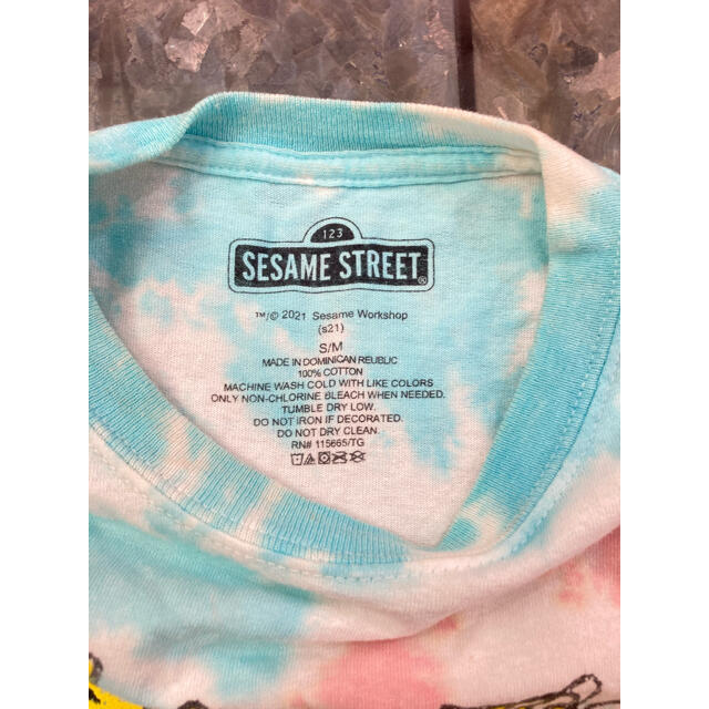 SESAME STREET(セサミストリート)のSESAME STREET グラフィックT 絞り染め メンズのトップス(Tシャツ/カットソー(半袖/袖なし))の商品写真