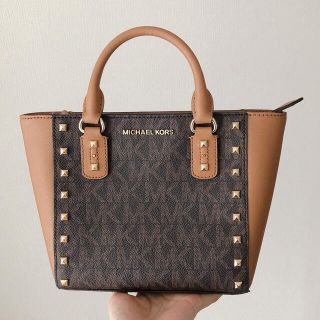 マイケルコース(Michael Kors)のMICHAEL KORS ショルダーバッグ(ショルダーバッグ)