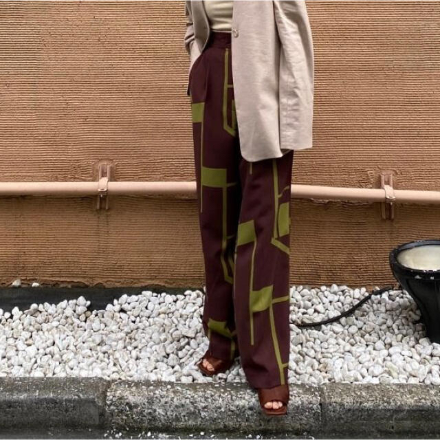 TODAYFUL - Todayful Geometric Tuck Trousers バーガンディの通販 by shop｜トゥデイフルならラクマ