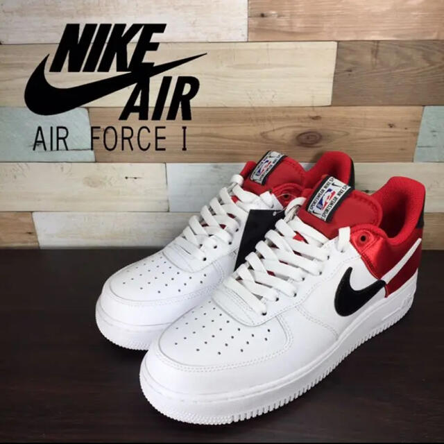 NIKE AIR FORCE 1 '07 LV8 1 27cm 新品