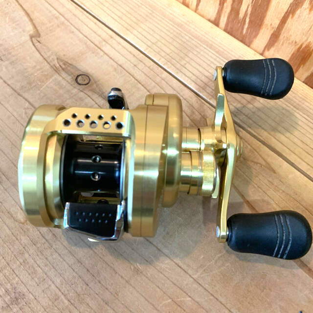 SHIMANO 14 カルカッタコンクエスト 201