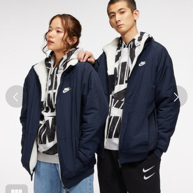 NIKE(ナイキ)の激安完売⭐️NIKEユニセックスフルジップスウッシュジャケットボアリバーシブル レディースのジャケット/アウター(ブルゾン)の商品写真