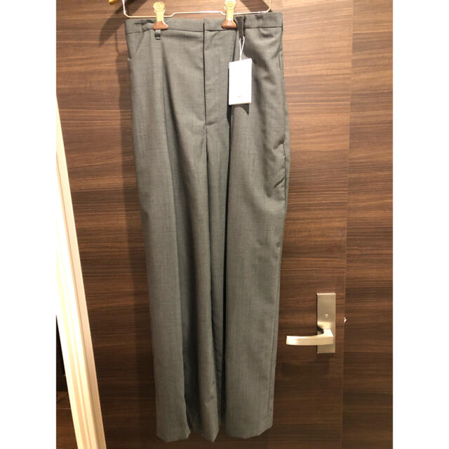 H&M(エイチアンドエム)のTOGA × H&M ジップレッグワイドパンツ レディースのパンツ(その他)の商品写真