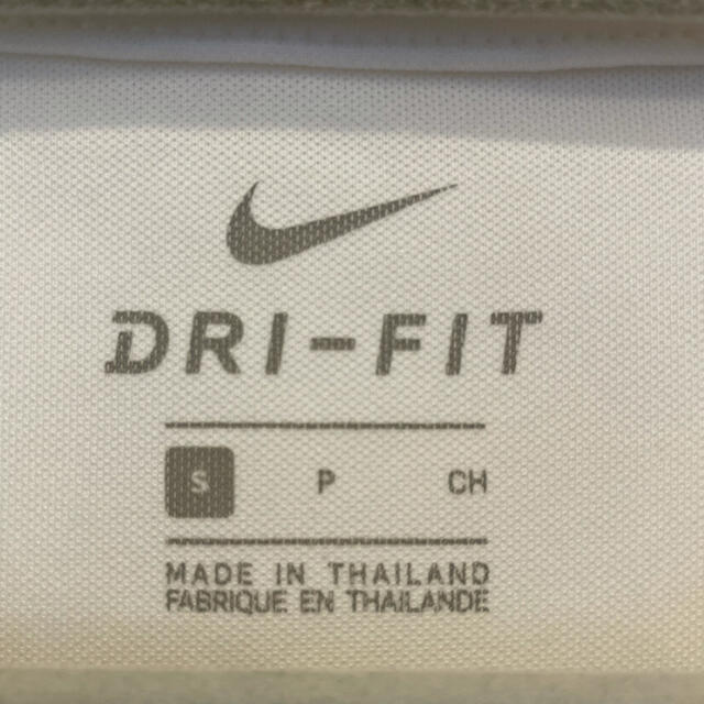 NIKE(ナイキ)のなな様専用　NIKE  Tシャツ　DRI-FIT レディースのトップス(Tシャツ(半袖/袖なし))の商品写真