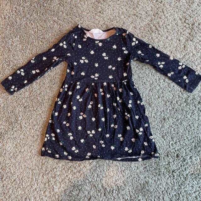 H&M(エイチアンドエム)のワンピース キッズ/ベビー/マタニティのキッズ服女の子用(90cm~)(ワンピース)の商品写真