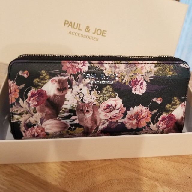 PAUL & JOE　長財布　新品❤️　アクセソワ　猫．花柄