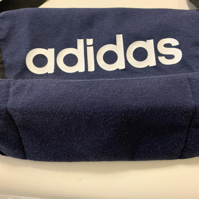 adidas(アディダス)のadidas アディダス ショルダーバッグ レディースのバッグ(ショルダーバッグ)の商品写真