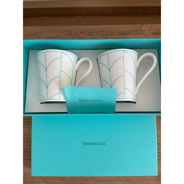 Tiffany & Co.(ティファニー)の大幅値下げ★まもなく削除の可能性あり【新品・未使用】Tiffanyペアマグカップ インテリア/住まい/日用品のキッチン/食器(グラス/カップ)の商品写真