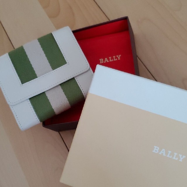 Bally(バリー)の【タイムセール】美品 バリー ☆ BALLY 折り財布 レディースのファッション小物(財布)の商品写真