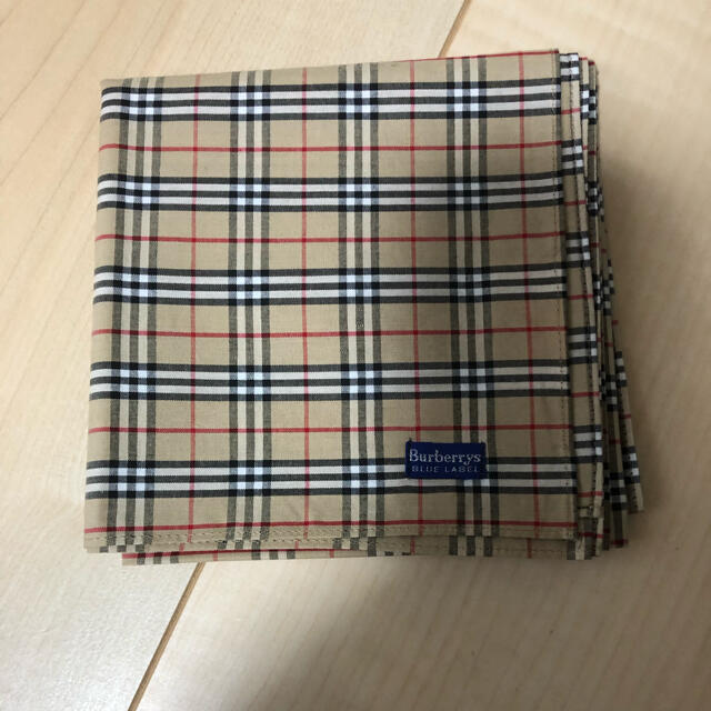 BURBERRY(バーバリー)のバーバリーハンカチ レディースのファッション小物(ハンカチ)の商品写真