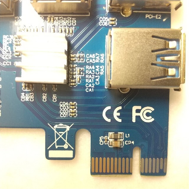 2個 4分岐PCI-E  USB3.0 ライザーケーブル接続カード マイニング用 5