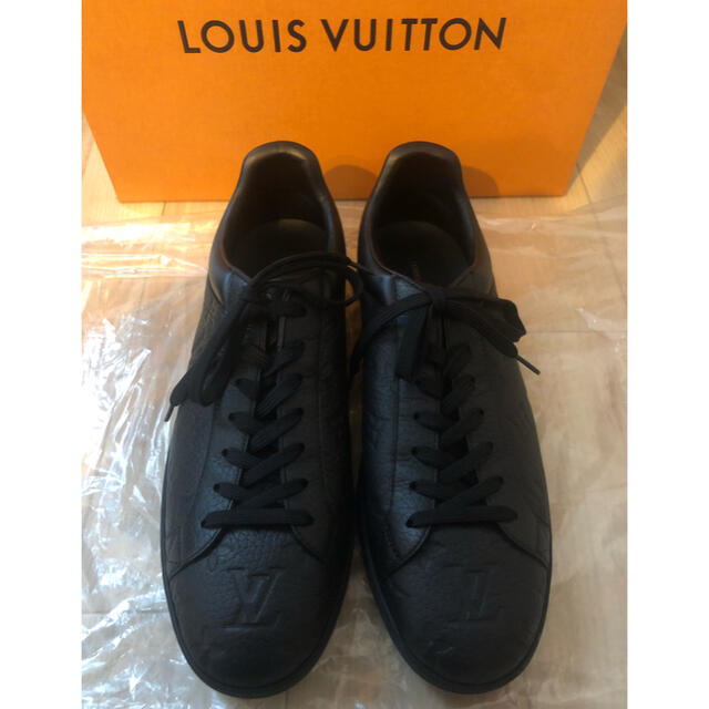 LOUIS VUITTON(ルイヴィトン)のLV  LOUISVUTTON ルクセンブルグラインスニーカー メンズの靴/シューズ(スニーカー)の商品写真