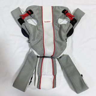 ベビービョルン(BABYBJORN)のベビービョルン　ベビーキャリア　抱っこ紐　MINI　メッシュ(抱っこひも/おんぶひも)