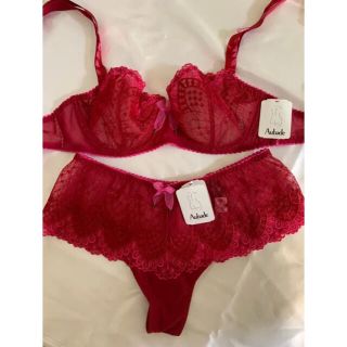 ラペルラ(LA PERLA)のAUBADEオーバドゥAMOUR CROISEES 75C/2(ブラ&ショーツセット)