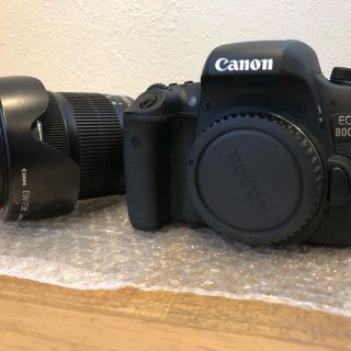 canon 一眼レフカメラ　EOS8000D 美品☆ バッグ付き