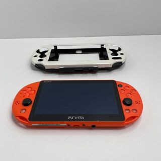 プレイステーションヴィータ(PlayStation Vita)のSONY psvita 本体 PCH-2000 ZA24 ネオンオレンジ(携帯用ゲーム機本体)