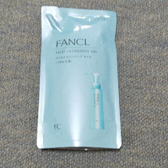 FANCL(ファンケル)のファンケル マイルドクレンジングオイル つめかえ用(115ml) コスメ/美容のスキンケア/基礎化粧品(クレンジング/メイク落とし)の商品写真