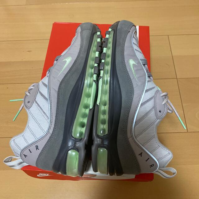 NIKE(ナイキ)の【未使用】AIRMAX98 フレッシュミント　28cm メンズの靴/シューズ(スニーカー)の商品写真