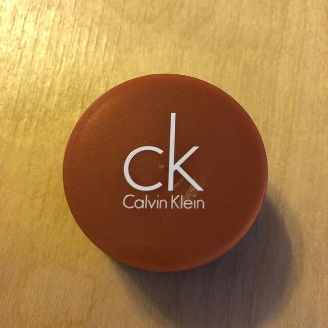 ck Calvin Klein(シーケーカルバンクライン)のCK Calvin Klein カルバンクライン リップグロス ブラウン  コスメ/美容のベースメイク/化粧品(リップグロス)の商品写真