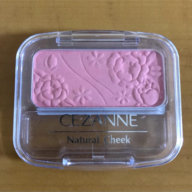 CEZANNE（セザンヌ化粧品）(セザンヌケショウヒン)の未使用　セザンヌ　チーク　01 コスメ/美容のベースメイク/化粧品(チーク)の商品写真