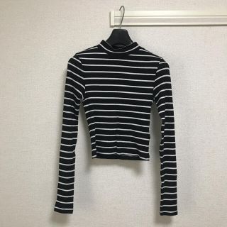 エイチアンドエム(H&M)の【H&M】 タートルネック ボーダー ショート丈(ニット/セーター)